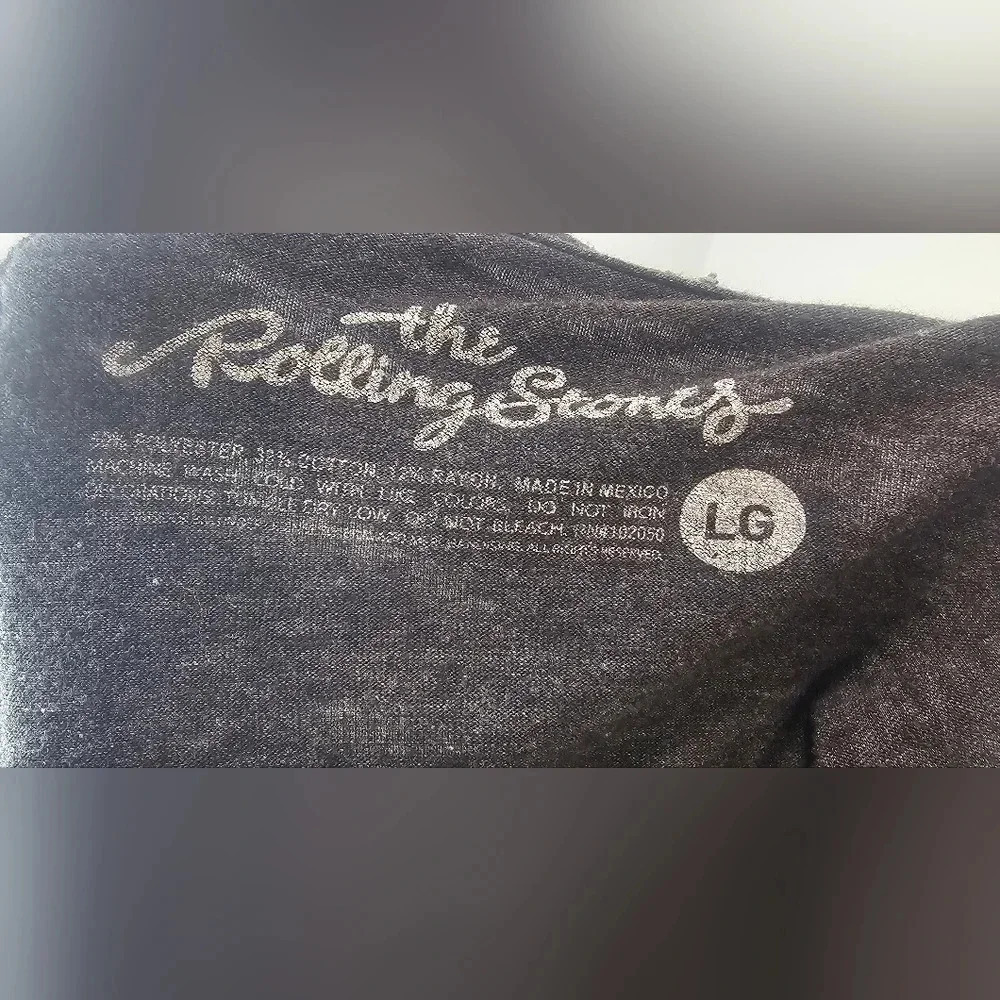 Official Rolling Stones L Red Heather Gray Soft Top  Short Sleeves Lips Size L - Picture 6 of 8